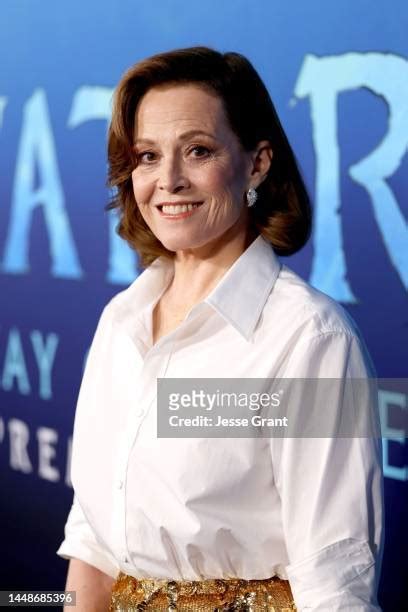 20,221 Sigourney Weaver Photos & High